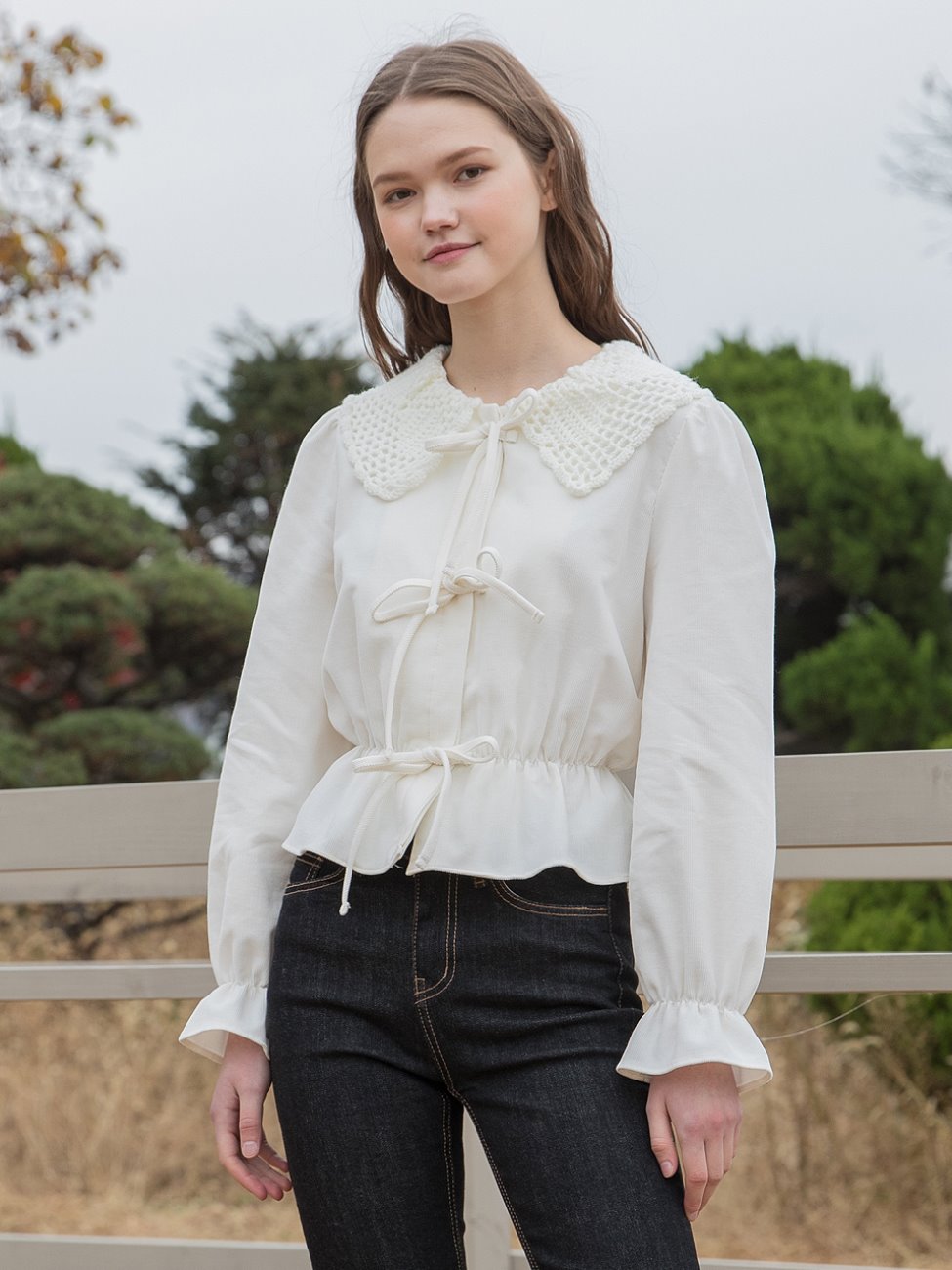 Knit Collar Blouse Ivory